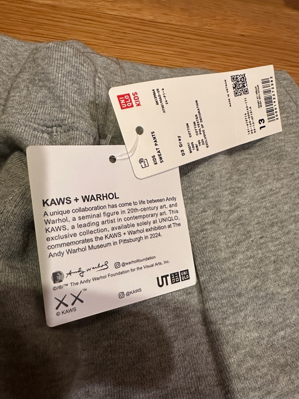Uniqlo Kaws + Warhol collaboration gray Kids Sweatpants NWT streetwear size 13 - Picture 5 of 14
